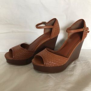 Banana Republic Wedge